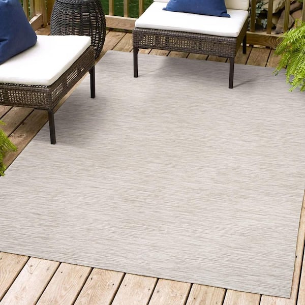 Ethan Modern Flatweave Light Gray 8 ft. x 10 ft. Solid Indoor/Outdoor Area Rug
