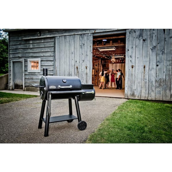 Broil King Regal Charcoal Offset 500 Charcoal Grill and Offset Smoker in Black 958050 - The Home Depot