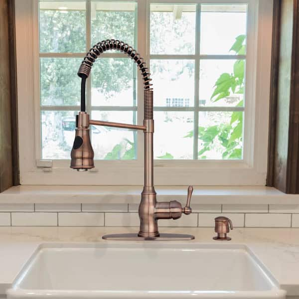 Single-Handle Pre-Rinse Spring Pull-Down Sprayer Kitchen Faucet in Antique Copper