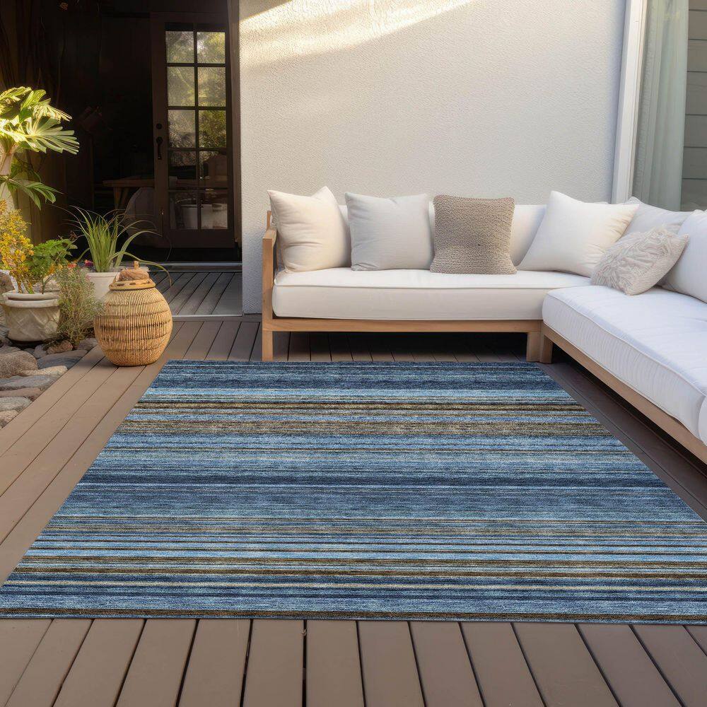 Navy and White Striped Rectangular Indoor/Outdoor Rug 2'6" x 3'10"