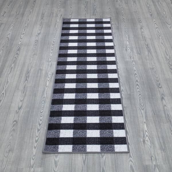 Ottomanson Basics Collection Non-Slip Rubberback Checkered 5x7 Indoor Area Rug, 5 ft. x 6 ft. 6 in., Black Checkered