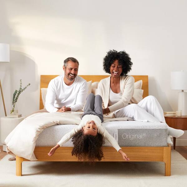 Original Hybrid Series California King Medium Memory Foam 11 in. Mattress