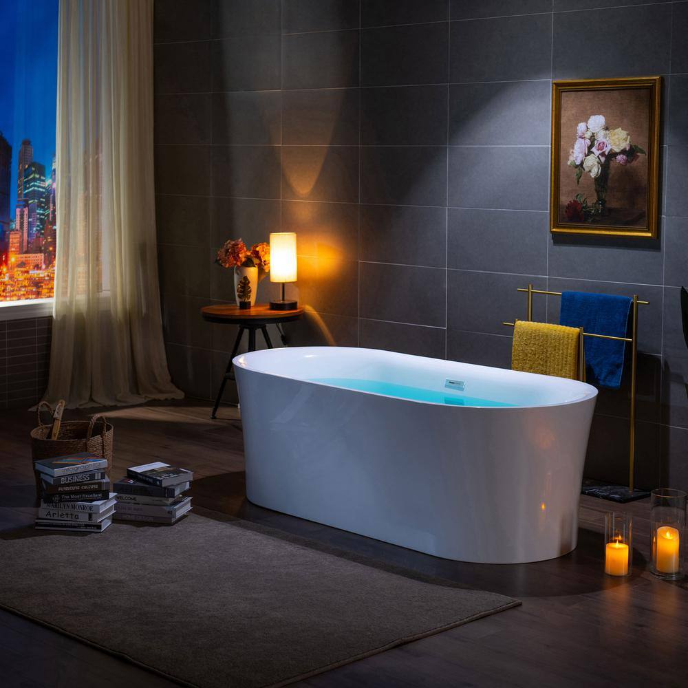 White Acrylic Freestanding Oval Soaking Bathtub