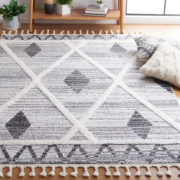 Moroccan Tassel Shag 9 ft. x 12 ft. Gray/Ivory Zig-Zag Border Diamond Area Rug
