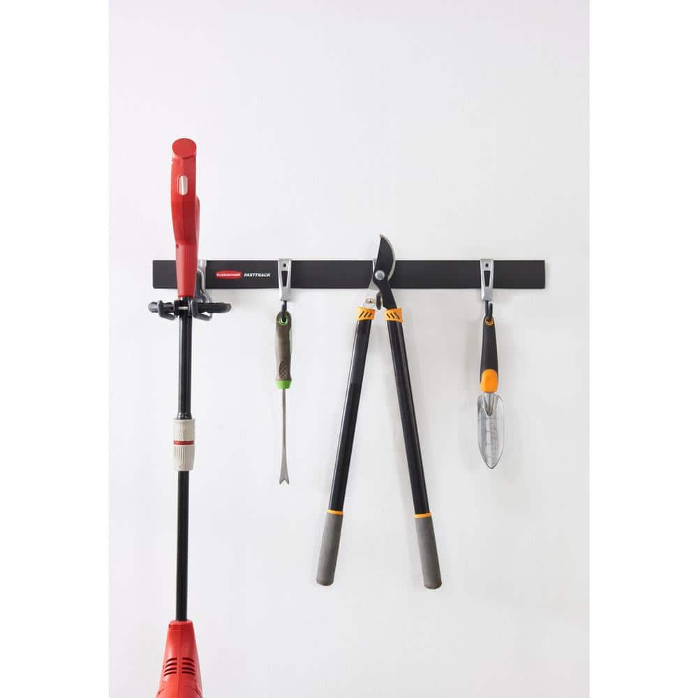 Rubbermaid FastTrack Garage Kit (5-Piece)