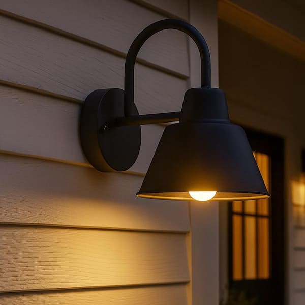 Wes Black Outdoor Wall Lantern Sconce (1-Light)