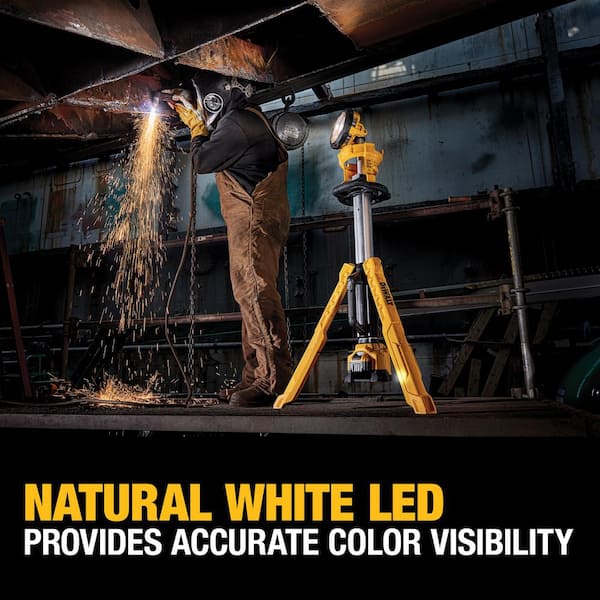 DEWALT 20V MAX 3000 Lumen Tripod Light with 1 20V 6.0Ah Battery