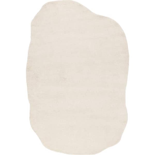 Clementime Modern Wool Ivory 10 ft. x 14 ft. Indoor/Outdoor Patio Shaped Rug