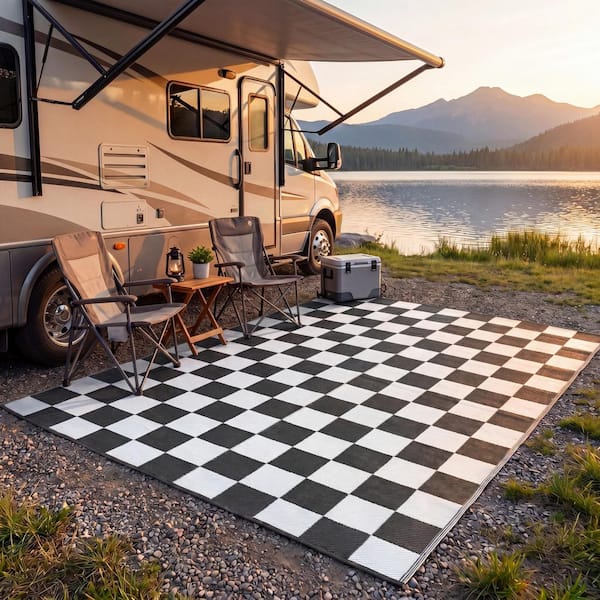 Bishop Geometric Checker Foldable Waterproof Reversible Plastic Straw Gray/White 5 ft. x 8 ft. Outdoor Area Rug