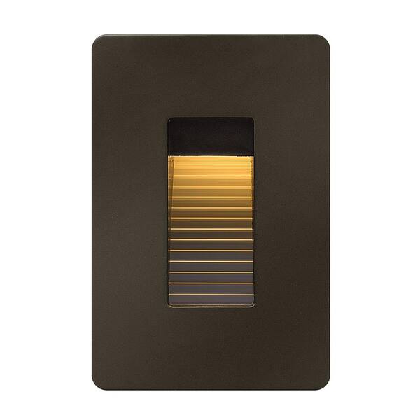 HINKLEY Luna Hardwired Bronze LED Path Light