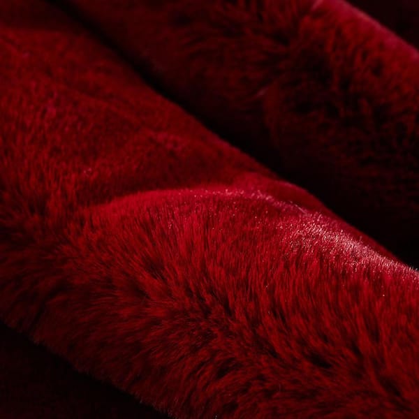 Seafuloy Red Faux Fur Throw Blanket 50 in. x 60 in. Cozy Plush Throw  Blanket for Couch Sofa Bed R-B00001 - The Home Depot