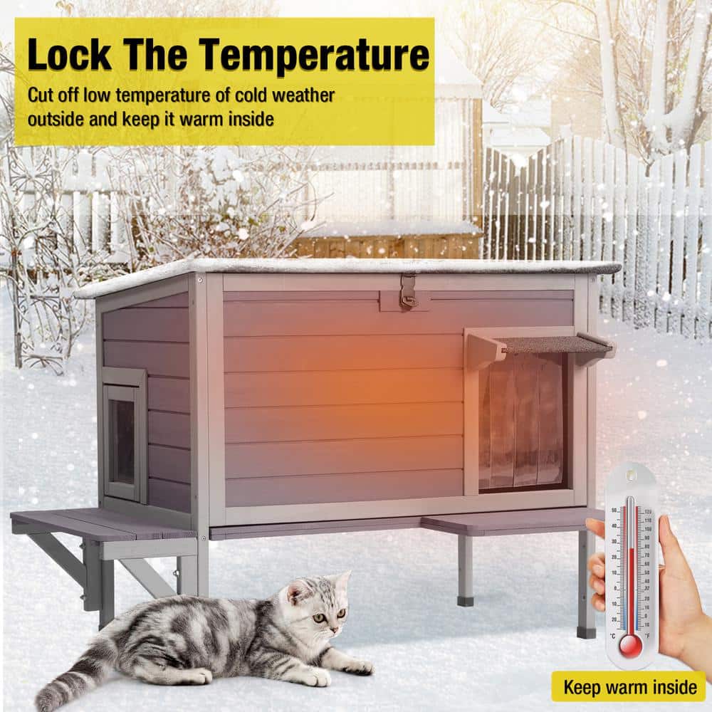 Insulated Wooden Outdoor Cat House with Warm Liner