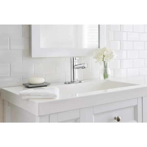 Modern Single Hole Touchless Single-Handle Bathroom Faucet in Polished Chrome