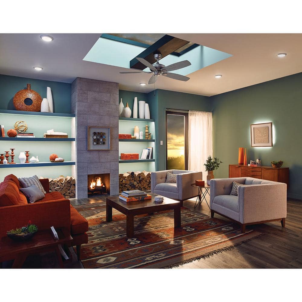 White LED Flush Mount Ceiling Light with Polycarbonate Diffuser