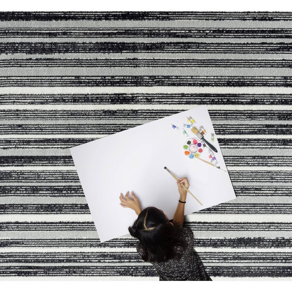 Everwash Light Grey/Charcoal Grey Striped Washable Area Rug, 6'6" x 9'2"