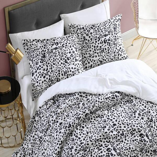 Betsey Johnson Water Leopard Reversible 2 Piece Beige Animal Print Microfiber Twin Comforter Set Ushsa51168503 The Home Depot Betsey Johnson Water Leopard Reversible, Betsey Johnson King Bedding