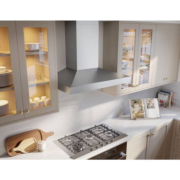 Zephyr Amalfi 36 in. 600 CFM Wall Mount Range Hood with LED Lights