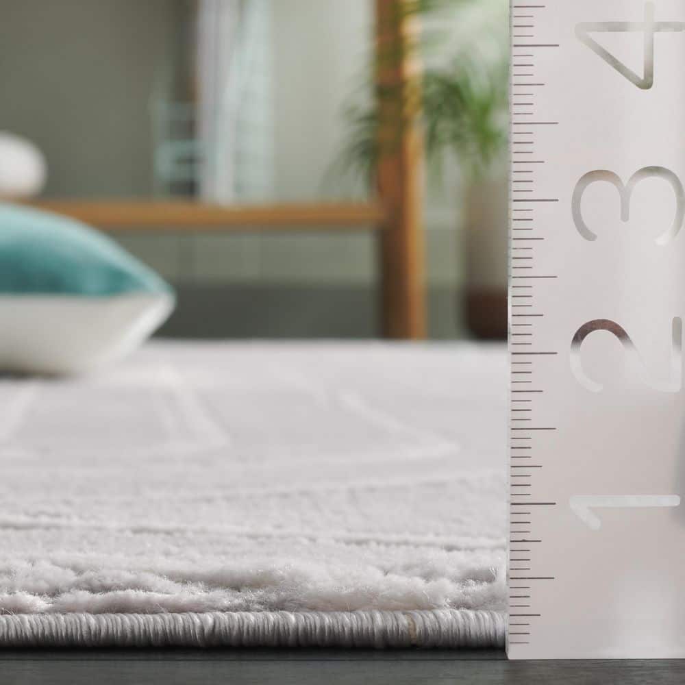 Grey and Light Grey Geometric Synthetic 4' x 6' Area Rug