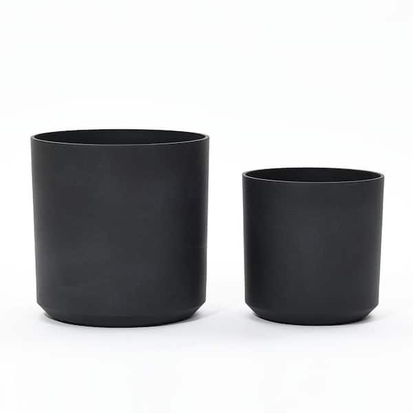 LuxenHome 13.62 in. W x 13.98 in. H Gate Black Round Plastic Tropical Planters Set (2-Piece)