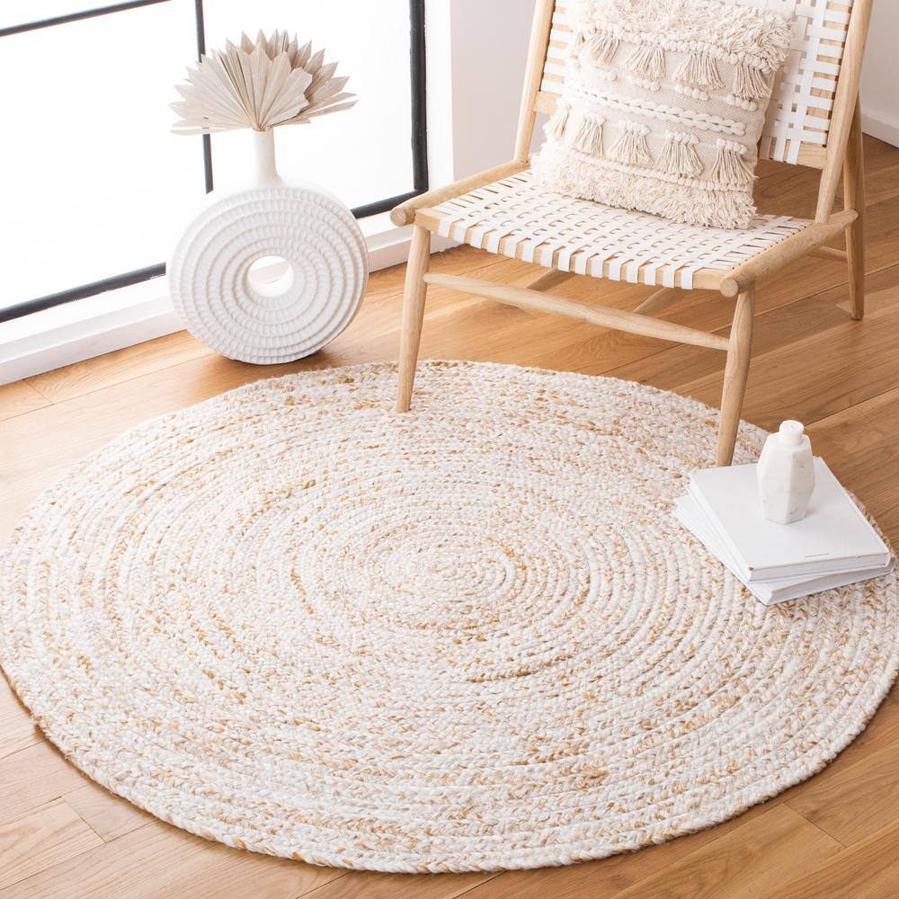 Handmade Beige and Ivory Round Synthetic Braided Rug, 5'