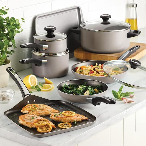 Farberware Aluminum 11-Piece Nonstick Cookware Set