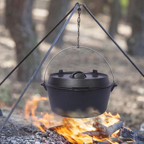 Camping 8 qt. pre-Seasoned Round Cast Iron Dutch Oven with Lid and Rack