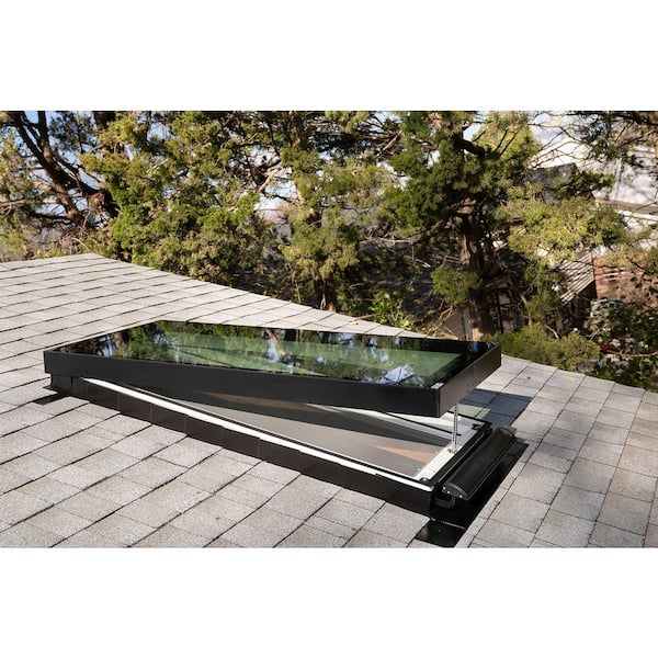 PDS 30-1/16in x 37-7/8 in Solar Powered Venting Deck-Mounted Skylight with Premium Infinity Laminated Low-E Triple Glass