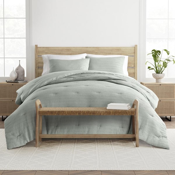 Becky Cameron Waffle Textured 3 Piece All Season Down-Alternative Twin Comforter Set in Green Mist