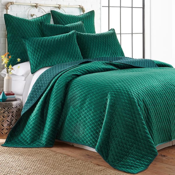 Empire Green Diamond Quilting Velvet Microfiber Standard Sham
