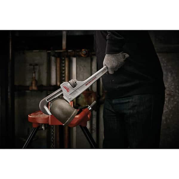 Milwaukee - 18 in. and 24 in. Aluminum Pipe Wrench Set (2-Tool)
