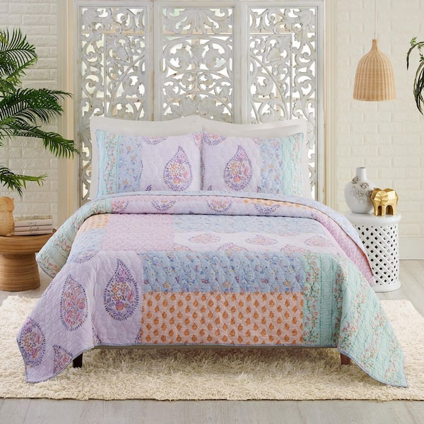 https://images.thdstatic.com/productImages/365d2966-3eb9-4e42-aa21-8612dc394b30/svn/bedding-sets-a053621munfs-64_600.jpg