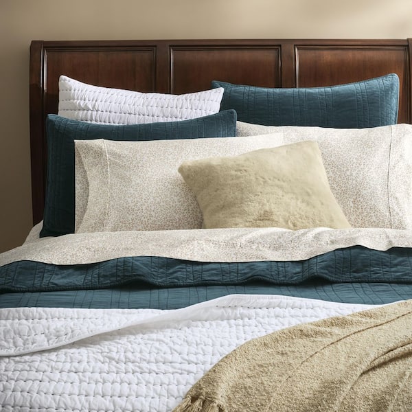 Home Decorators Collection 3-Piece Bright White and Lake Blue Pick-Stitch  Handcrafted Cotton King Quilt Set M002A - The Home Depot