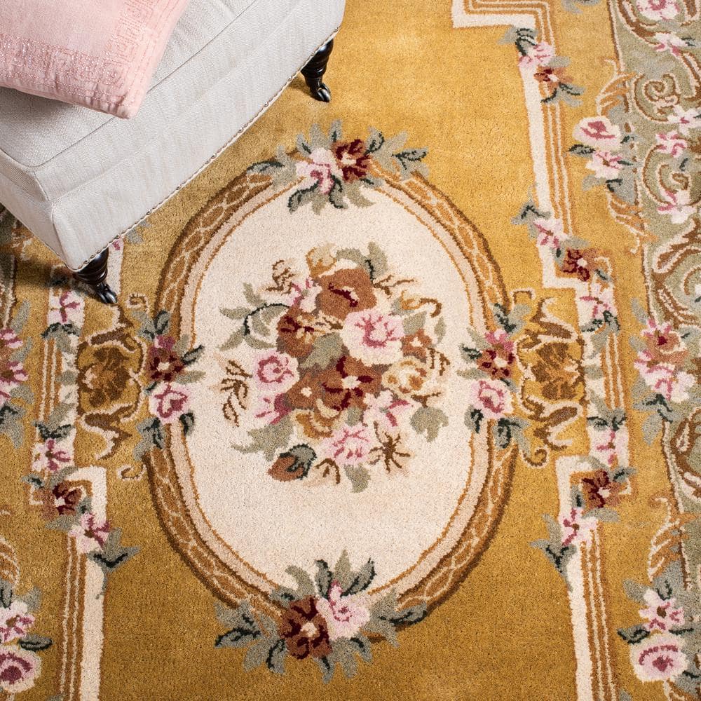 Ivory and Gold Hand-Tufted Wool Rectangular Rug