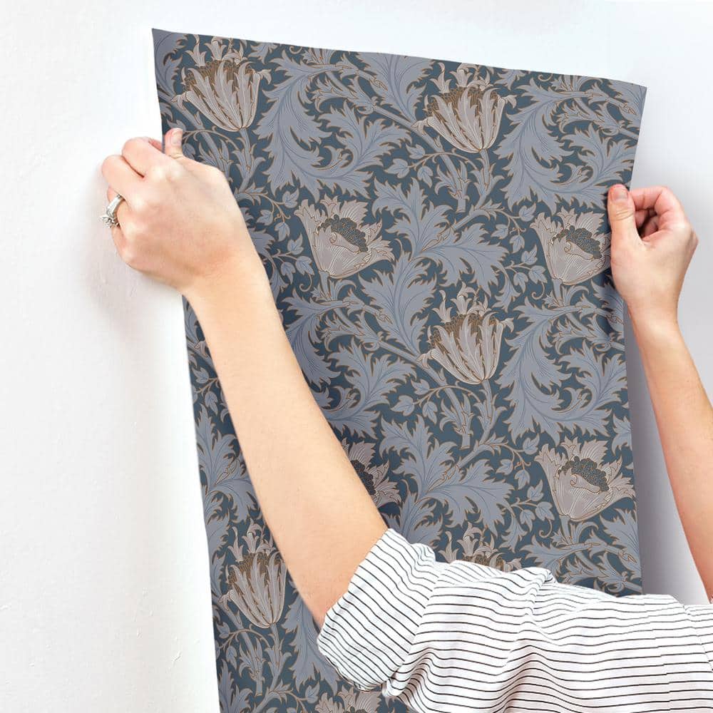 Dark Blue Floral Anemone Non-Woven Wallpaper Roll