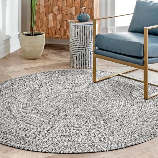 Lefebvre Casual Braided Salt & Pepper 10 ft. Indoor/Outdoor Round Patio Rug