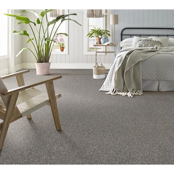 Columbus II - Armor - Gray 74.9 oz. SD Polyester Texture Installed Carpet