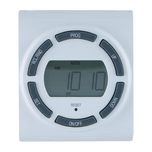 Defiant 15 Amp 7-Day Indoor Plug-In SunSmart Digital Timer with 2-Grounded Outlets, White