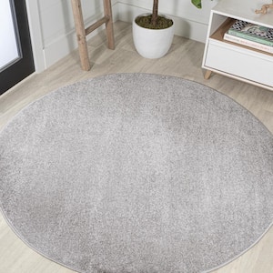 Haze Solid Low-Pile Light Gray 6 ft. Round Area Rug