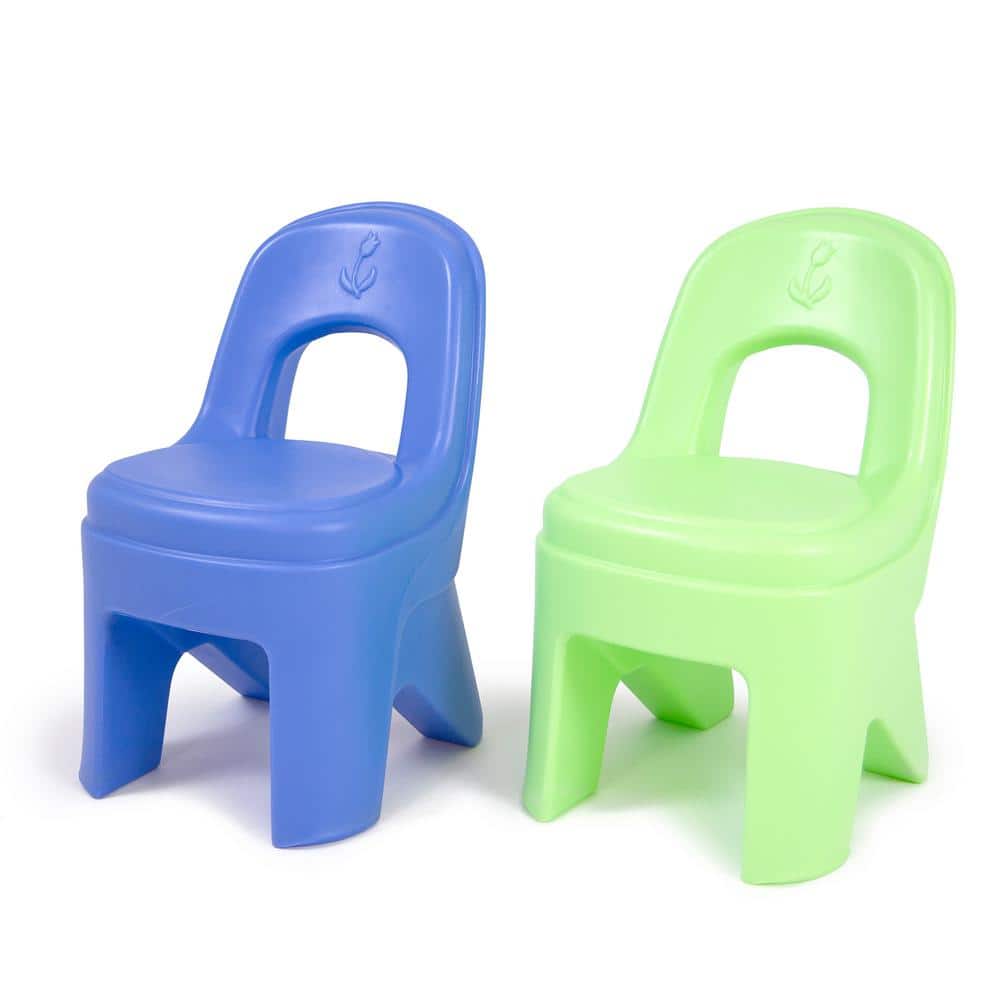 Simplay3 Durable Plastic Kids Play Table and Chair Set