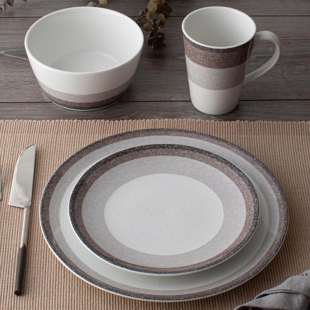 Canyon White Porcelain 4-Piece Textured Breakfast Set