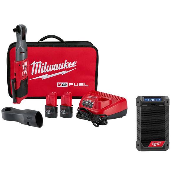 Milwaukee M12 FUEL 1/2 Ratchet with 2 Batteries and Charger Kit 2558-22