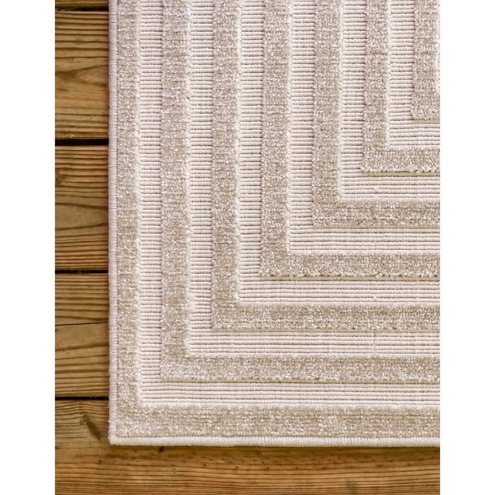 Beige and Ivory Synthetic Outdoor Runner Rug