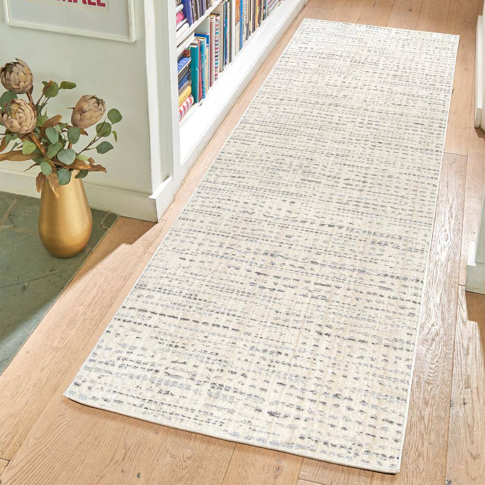Ivory and Gray Tufted Synthetic Runner Rug, 2'2" x 6'