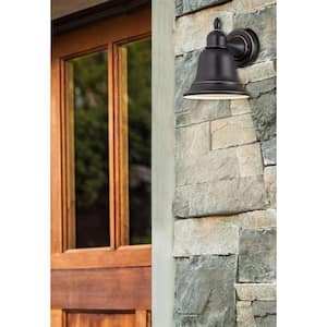Roosevelt Amber Bronze with Highlights Outdoor Wall Lantern Sconce