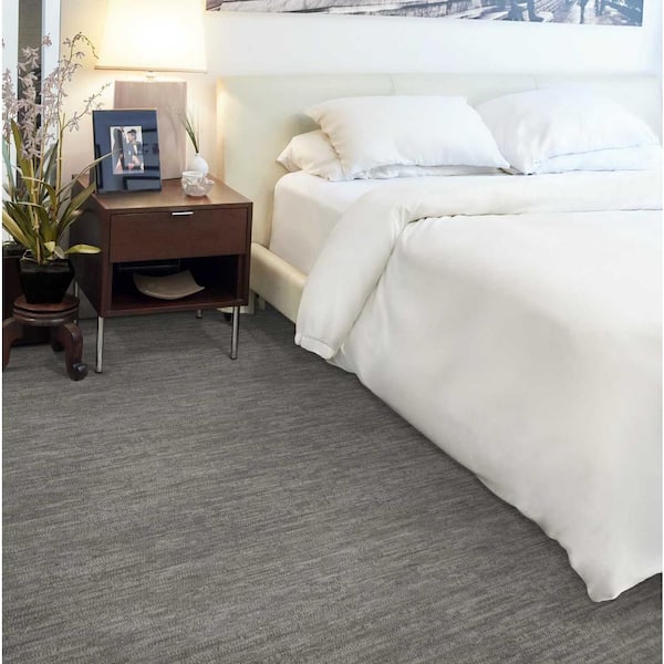 Essence Armour Gray 13.2 ft. 47.19 oz. Polyester Pattern Installed Carpet