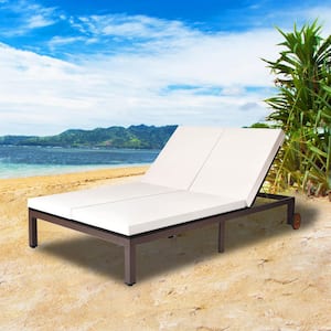 2-Person Wicker Outdoor Chaise Lounge with White Cushions