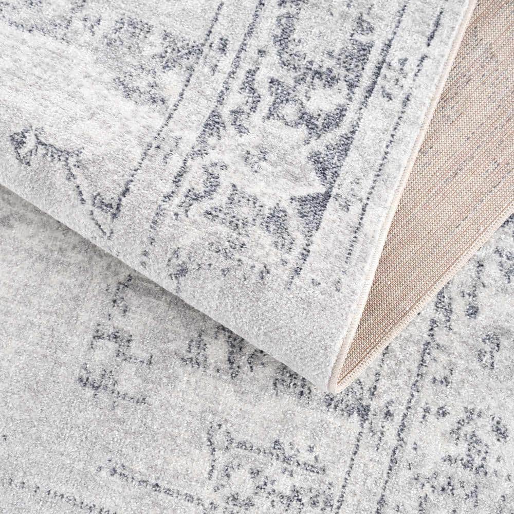 Gray Medallion Washable Polyester Rectangular Area Rug 7'10" x 10'