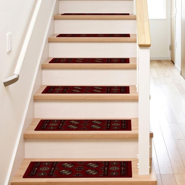Kurdamir Boukara Crimson 9 in. x 26 in. Stair Tread Cover