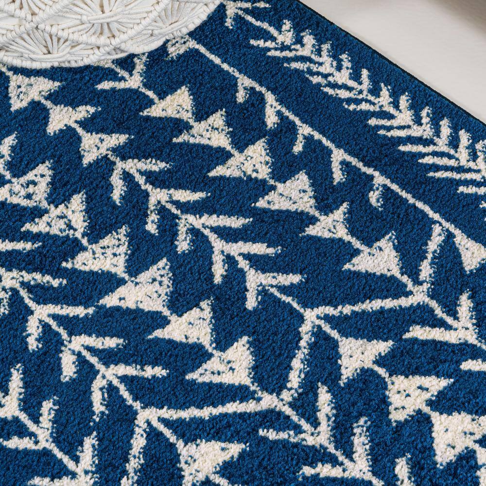 Navy and Cream Synthetic Moroccan Geometric 3' x 5' Area Rug