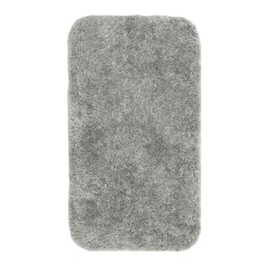 Bridgetown Plush 20 in. x 34 in. Silver Solid Polyester Rectangle Machine Washable Bath Mat